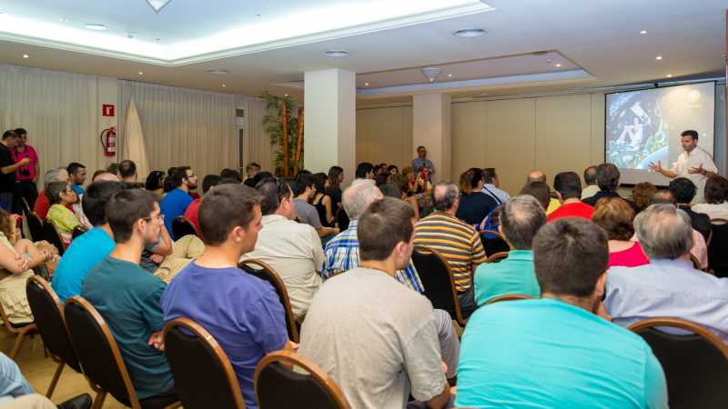 Conferencia_AR_L_2_2014-06-30-2.jpg