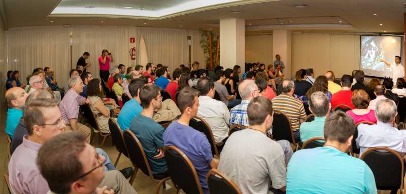 Conferencia_AR_L_28-06-14_3.jpg