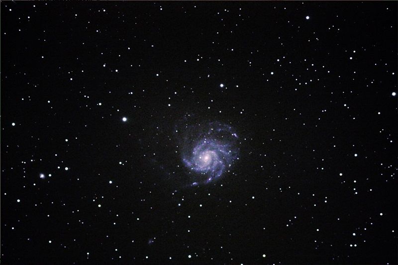 M101DARKSNEVERAPIXhistogramaJPEG.jpg